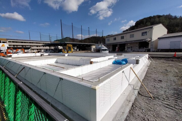兵庫県丹波市にてタイト・モールド基礎施工中です